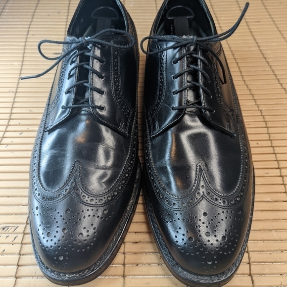 Authentic Florsheim Imperial 92654 'Jefferson' Oxford Black Leather Longwingtip. - Picture 2 of 10